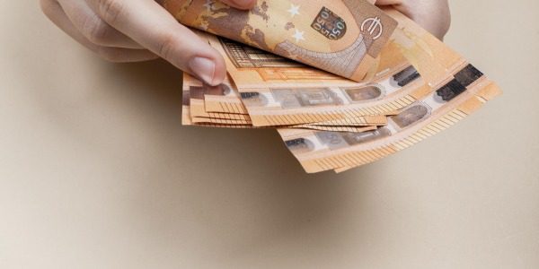 Cuánto cuesta instalar un aire acondicionado en Madrid: guía de precios, factores y ejemplos reales